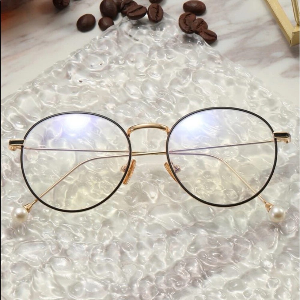 Anti blue light eyeglasses